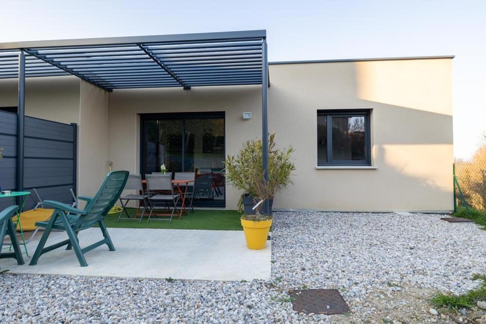 L'Escapade Dauphinoise, Gite 2 Chambres Avec Terrasse Et Clim Beaucroissant Bagian luar foto